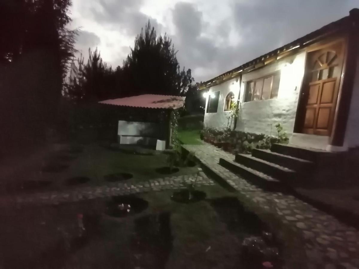 Samay Toa Hotel Otavalo Exterior photo